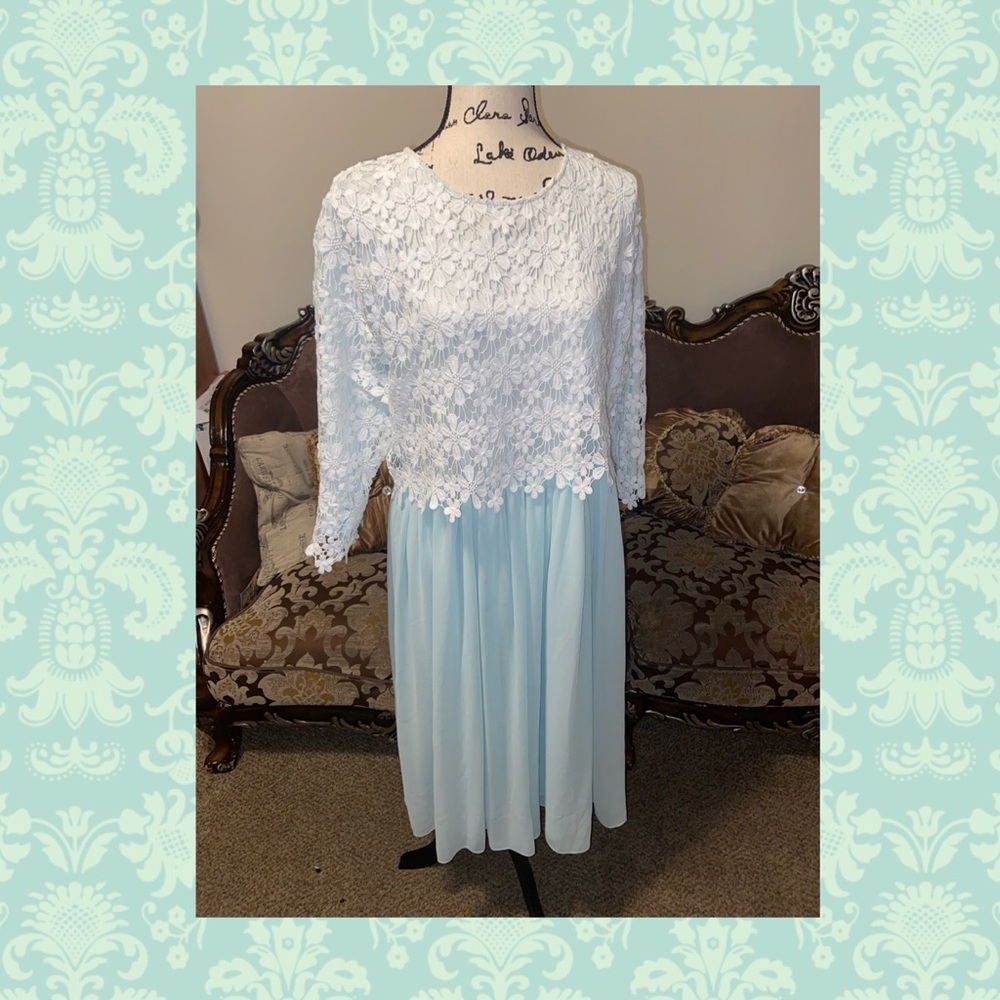 Dainty Jewells Dress👗
